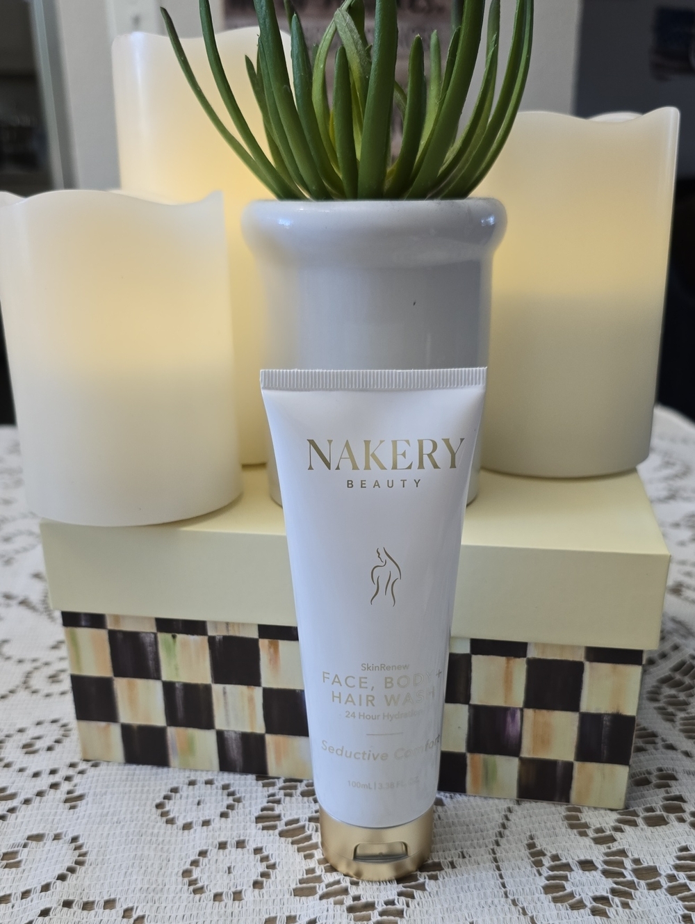 Nakery Beauty Face, Body & Hair Wash